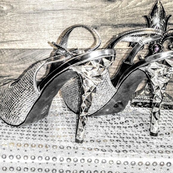 Nicole Miller Shoes - N By Nicole Miller Shoe Size 7.5 Sling Back OT New